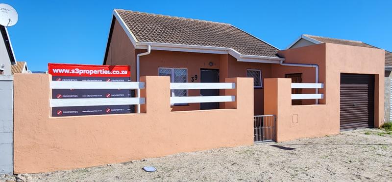 2 Bedroom Property for Sale in Pelikan Park Western Cape